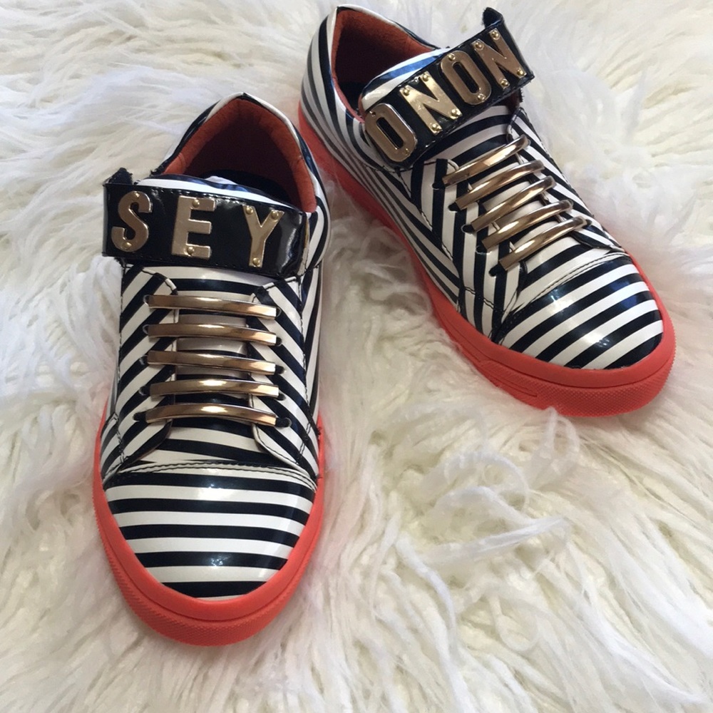 Jeffrey Campbell Shoes